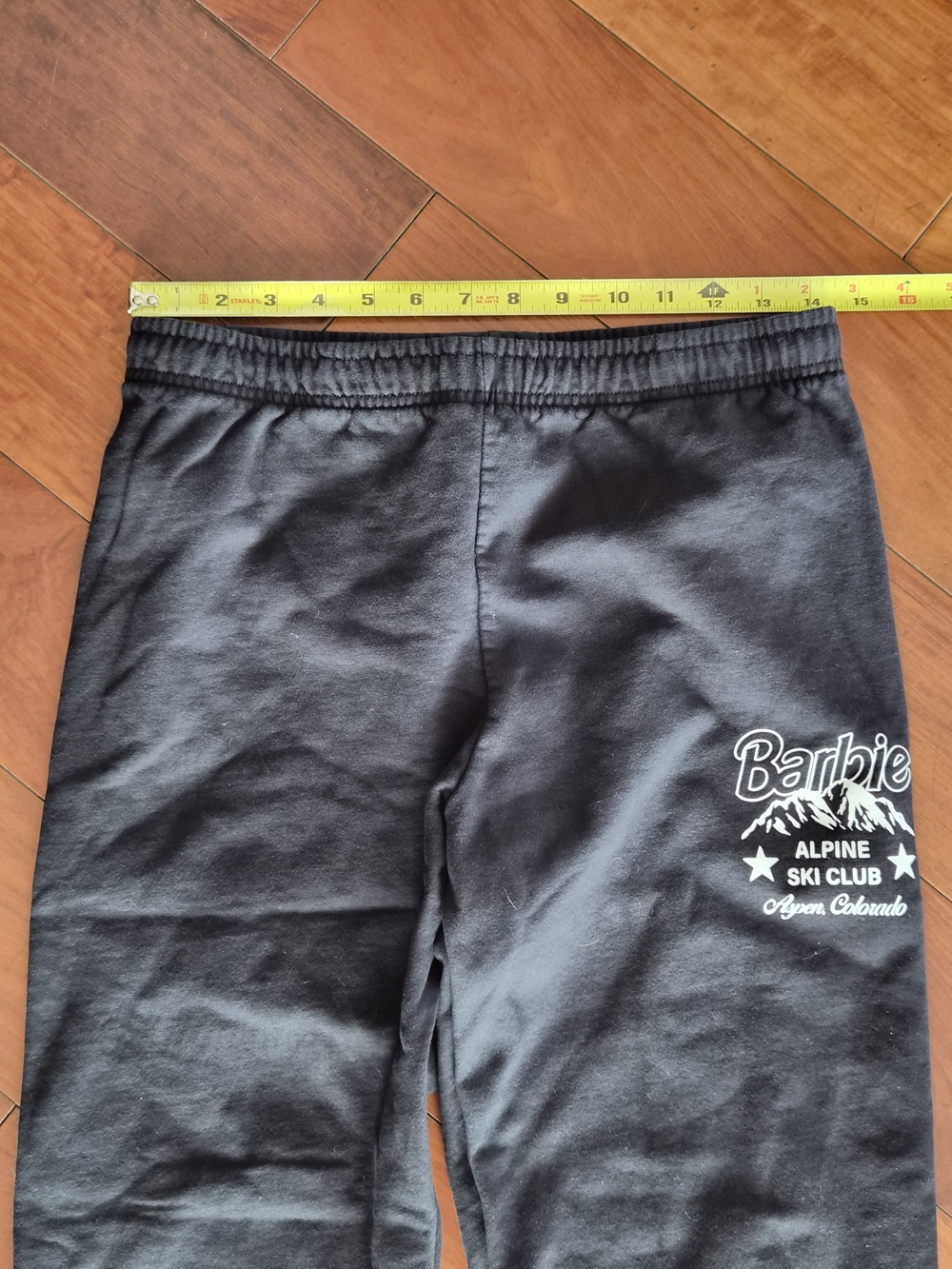 Barbie x PacSun Alpine Ski Club Sweatshirt & Sweatpants Set XS Black - Picture 8 of 16